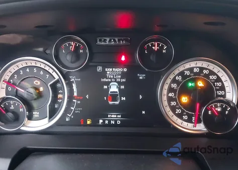 2018 Ram 1500 Lone Star 4X2 5'7 Box z USA, uszkodzony, nr VIN 1C6RR6LT4JS333935